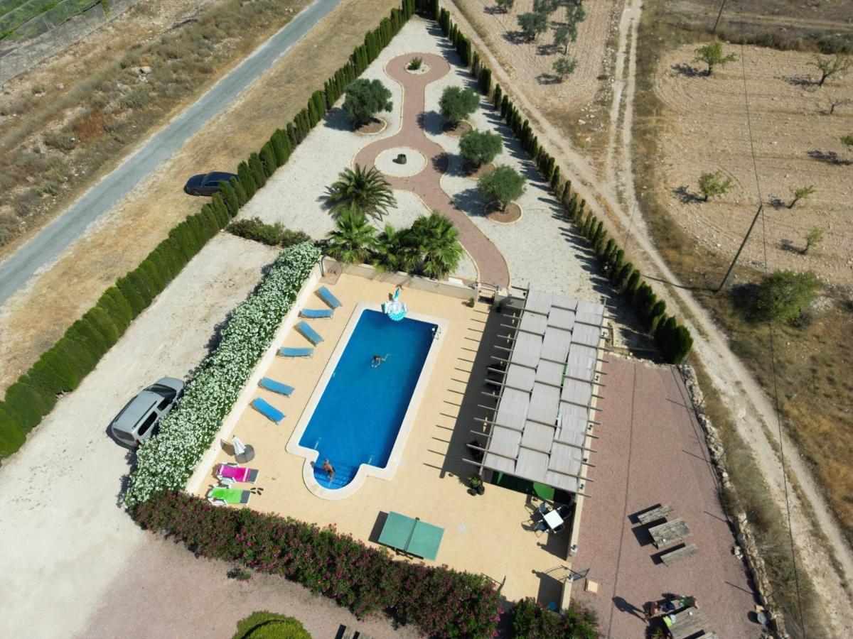 Гостевой дом Grapevine Manor Monovar Экстерьер фото